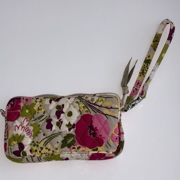 Vera Bradley Wristlet - Picture 2 of 16